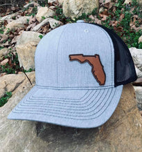 Load image into Gallery viewer, LHP0013 State Plain Leather Engraved Hat Patch Rawhide