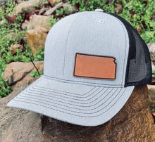 Load image into Gallery viewer, LHP0013 State Plain Leather Engraved Hat Patch Rawhide