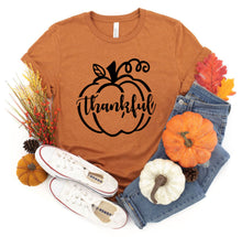 Load image into Gallery viewer, 077 Thankful Pumpkin